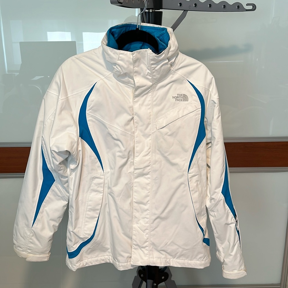 The North Face HyVent Windbreaker Ski Snow Rain Jacket, White/blue Women's Large